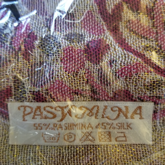 Scarves - Picture 2 of 4